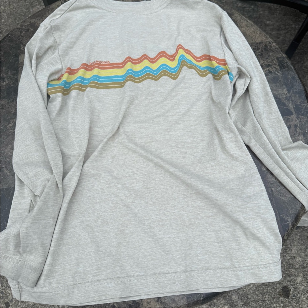 Patagonia Gray Shirt boys youth medium (10)